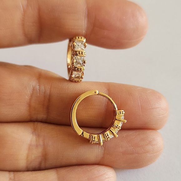 New 18K Gold Plated Princess Cut Diamond Huggie Hoop Earrings for Women - Picture 3 of 9